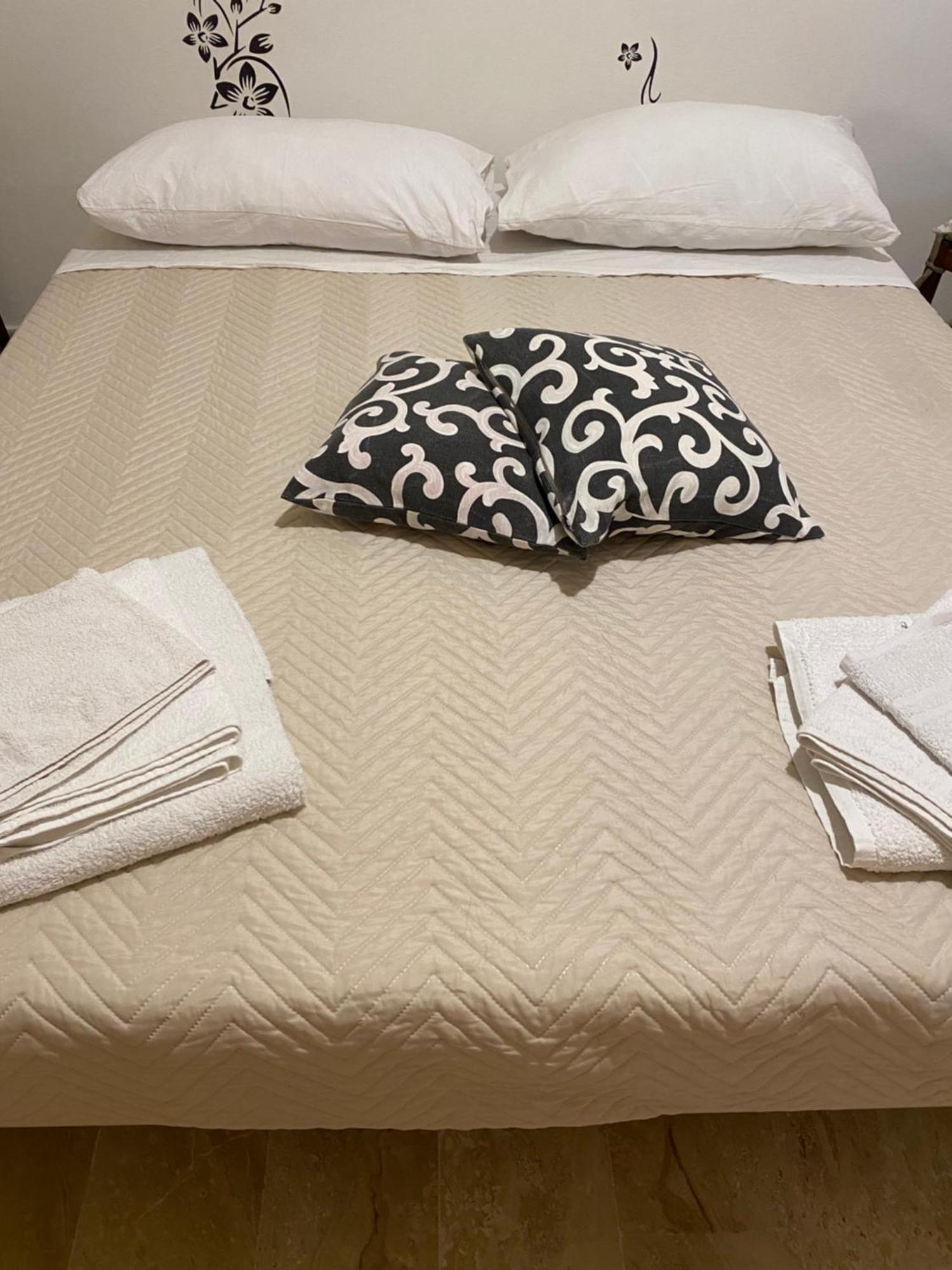 L'Incognita Bed & Breakfast San Nicolo d'Arcidano Dış mekan fotoğraf